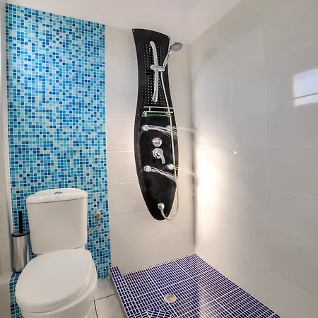 Villa Olympia * Perivolos (Santorini)