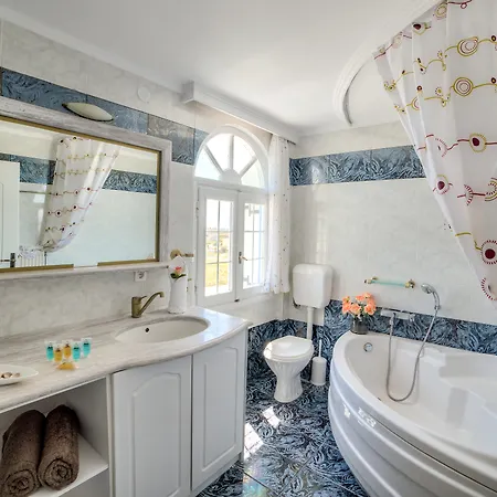 Villa Olympia Apartment Perivolos (Santorini)